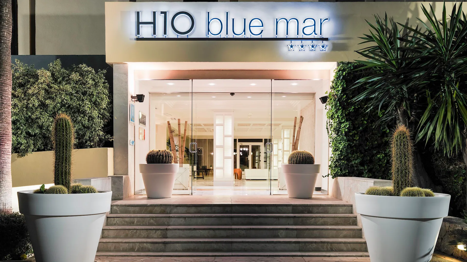 Boutique Hotel H10 Blue Mar - Только для взрослых Камп-де-Мар 4*,  Испания